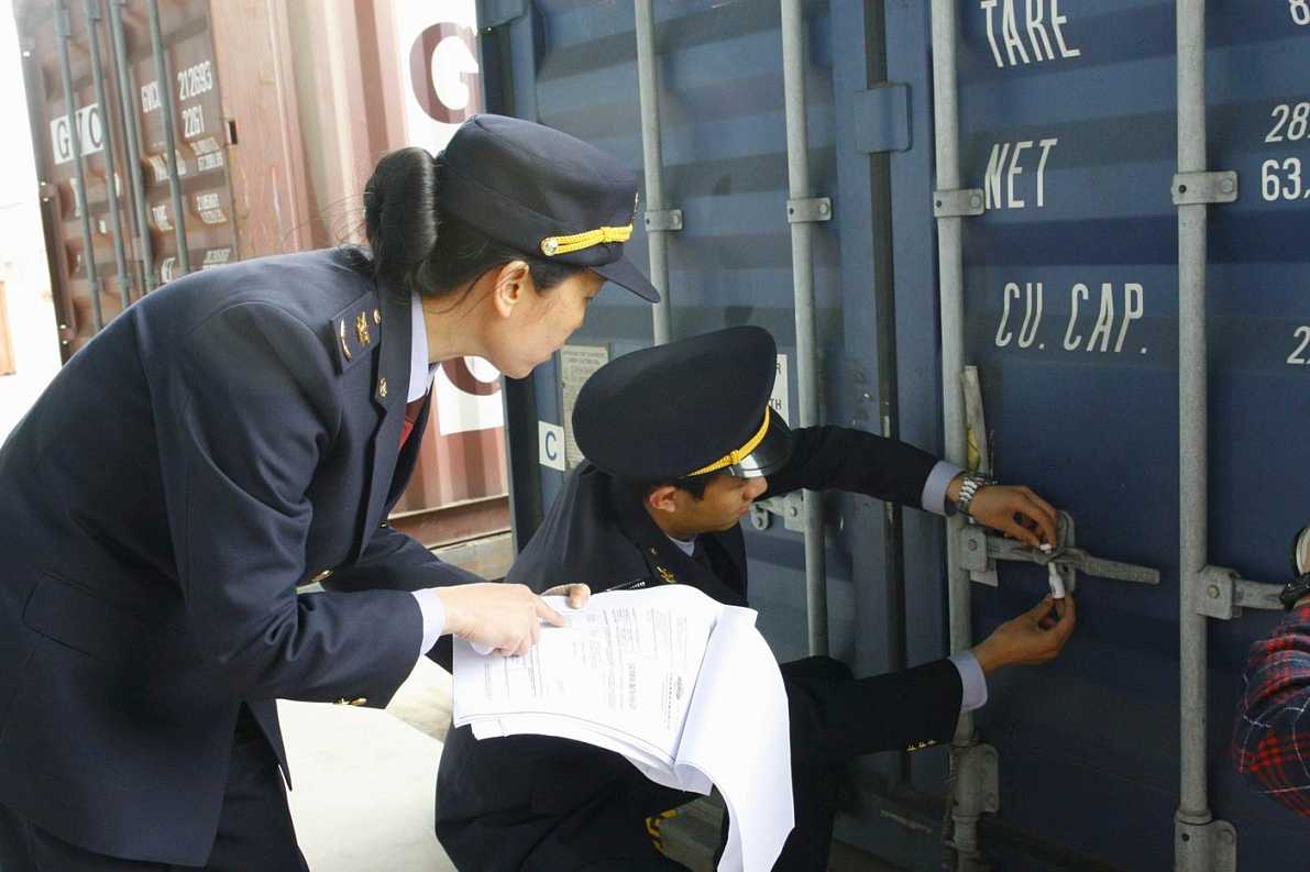 进出口报关、报检服务